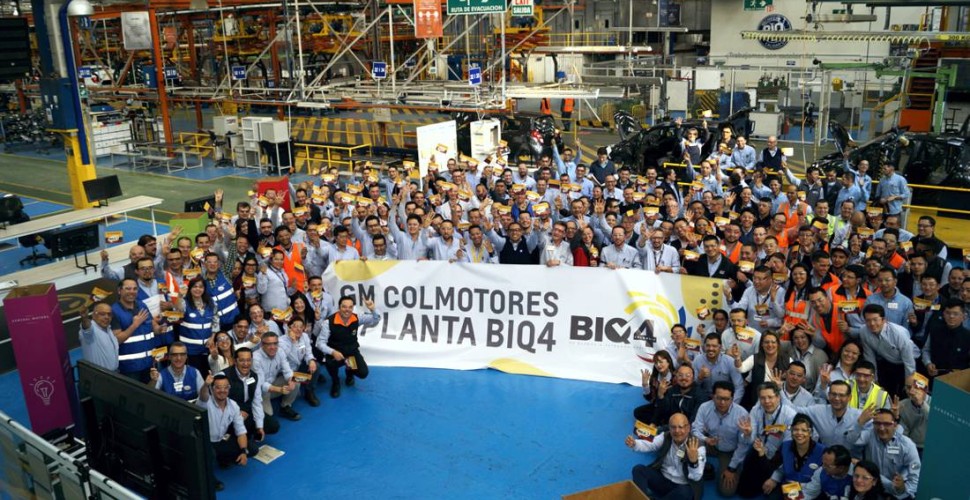 Cierra General Motors plantas en Colombia y Ecuador